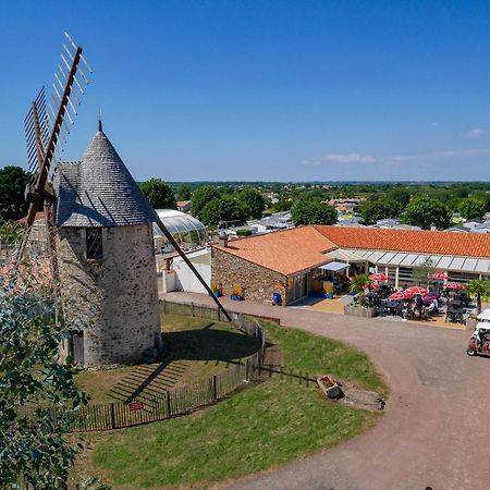Camping Le Moulin De La Salle Les Sables-dʼOlonne Exteriör bild