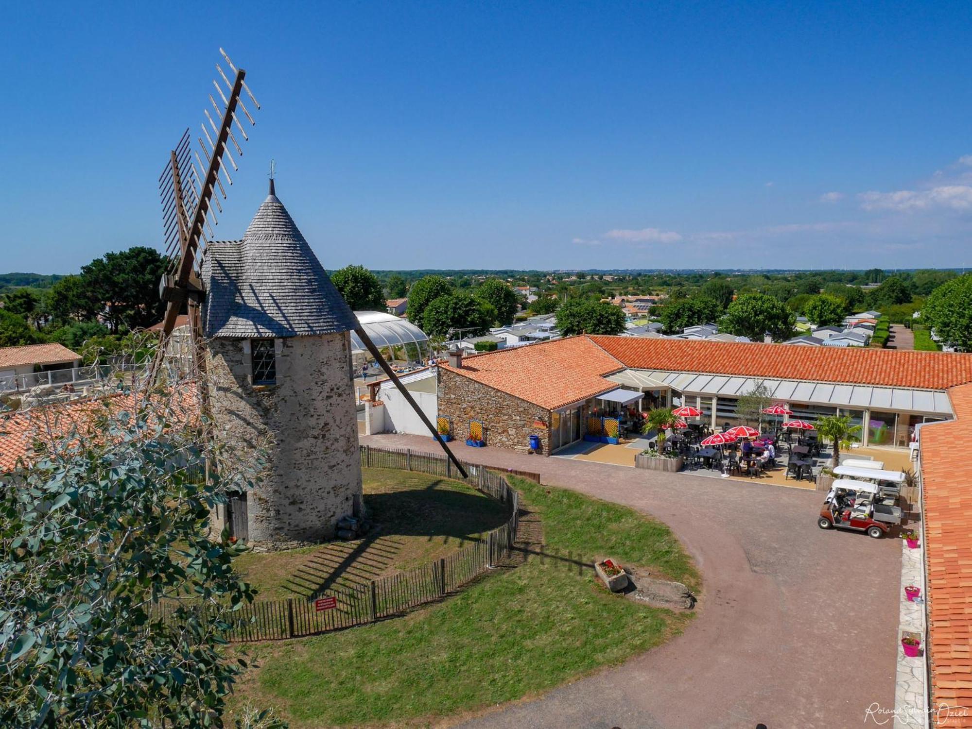 Camping Le Moulin De La Salle Les Sables-dʼOlonne Exteriör bild